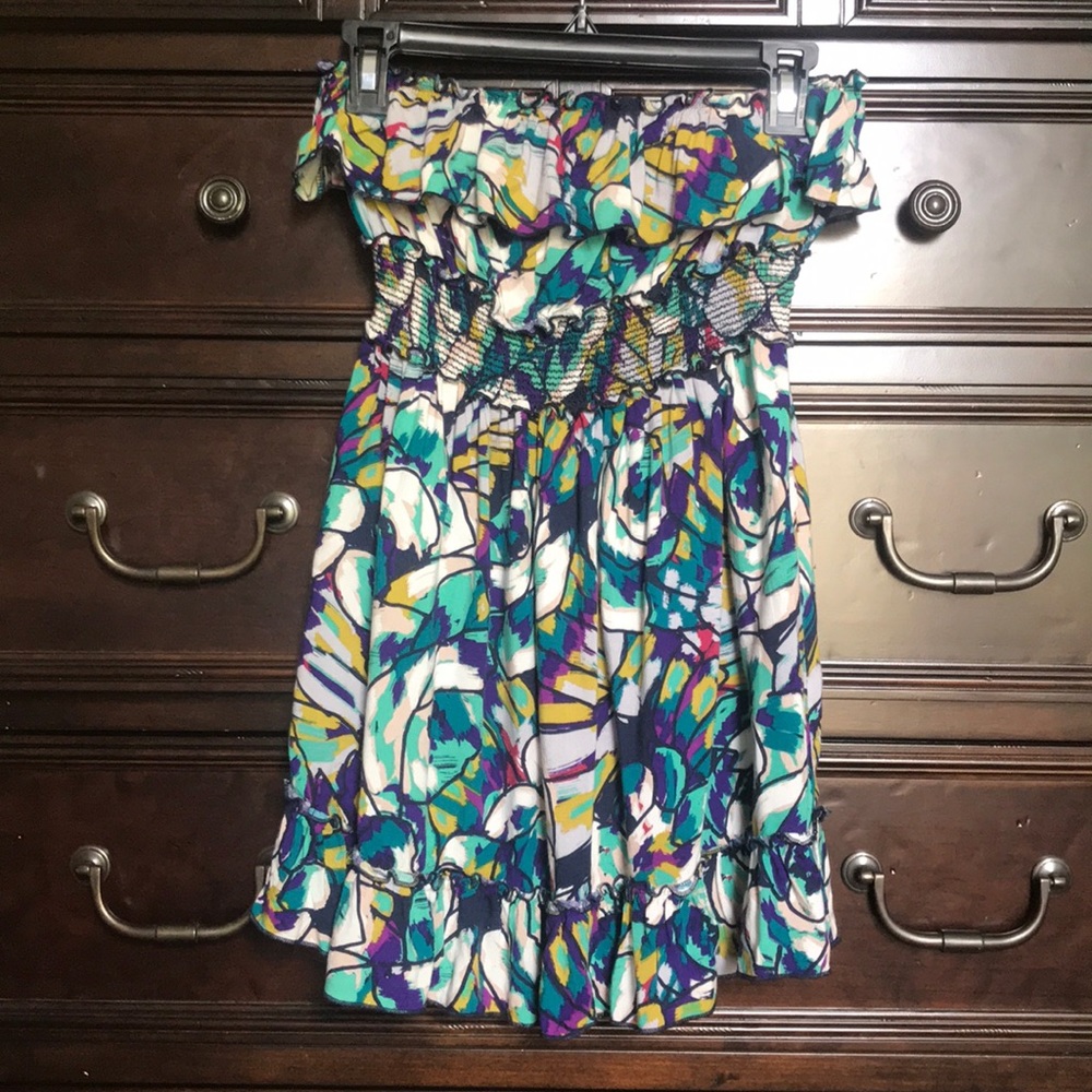 Printed strapless tunic dress
